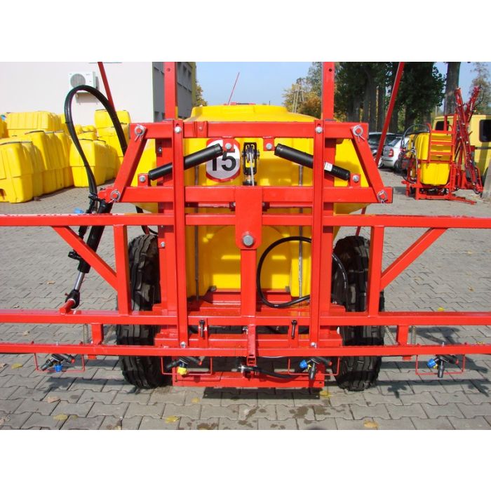 Kraffter veldspuit 2500L - Getrokken 