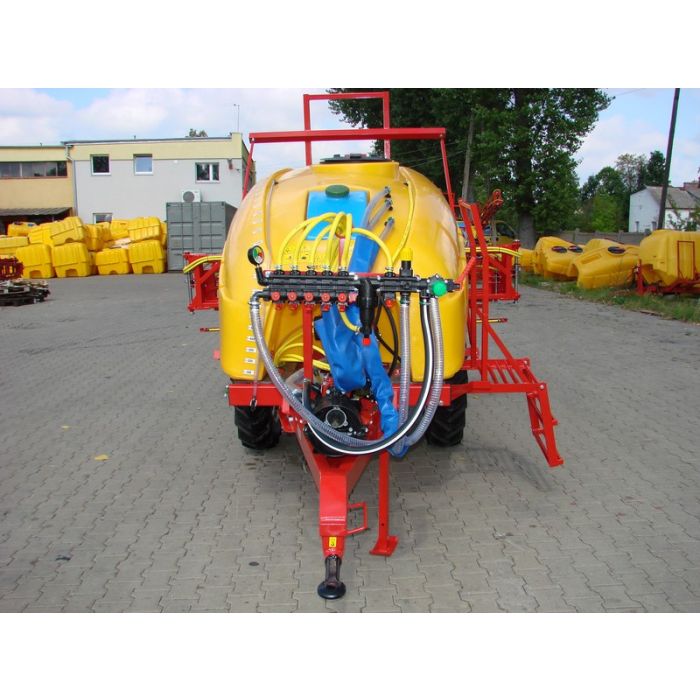 Kraffter veldspuit 2500L - Getrokken 